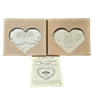 The Pampered Chef Family Heritage Hospitality & Table Heart Clay Cookie Mold